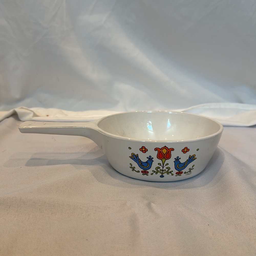 Vintage Corning Ware 1975 Country Festival/Blue Bird Pattern Sauce Skillet - Picture 2 of 5